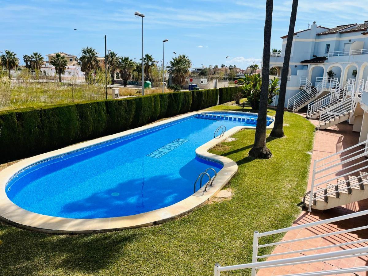 Caseta Rabdells Olivanova 150M De La Playa Exterior photo